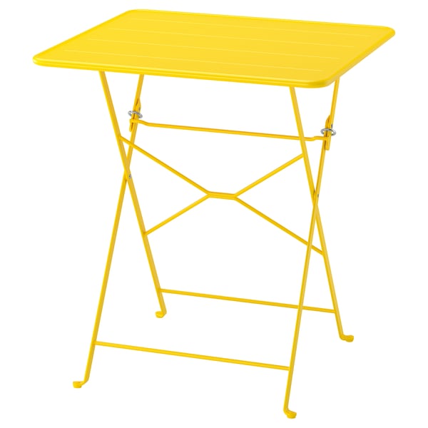 Table pliante en métal SUNDSÖ jaune vif avec un plateau rectangulaire et des pieds robustes, idéale pour les petits espaces.