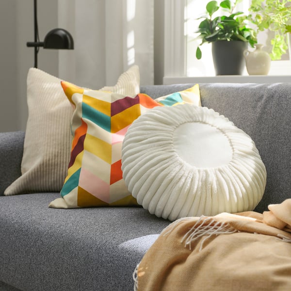 SYRENBUSKE Coussin, blanc cassé, 38 cm