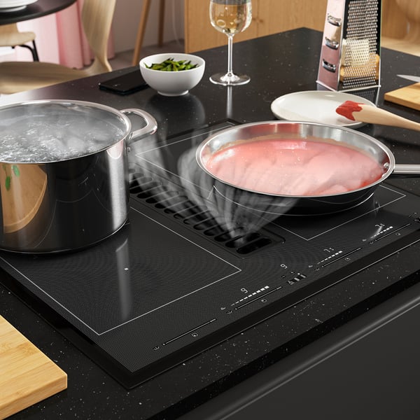 TÄCKNAN Plaque de cuisson av hotte intégrée, IKEA 500 noir, 60 cm