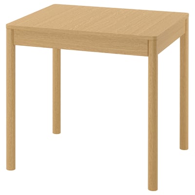 Table à manger carrée en chêne avec quatre pieds, brun clair, en bois, design minimaliste.