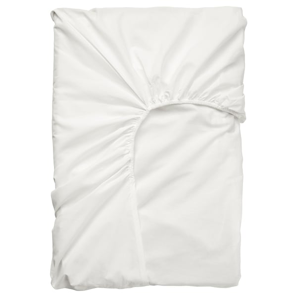 Drap-housse ULLVIDE blanc, rectangulaire, texture percale croustillante.