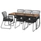 Ensemble de salle à manger d’extérieur noir avec table et quatre chaises. Fabriqué en bois d’acacia et en acier avec assise en osier. Design moderne, parfait pour le patio.