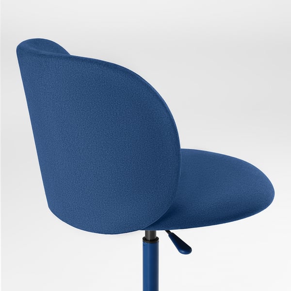 Blauwe stoffen bureaustoel met draaivoet. Goed gewatteerd voor comfort, strak modern ontwerp.