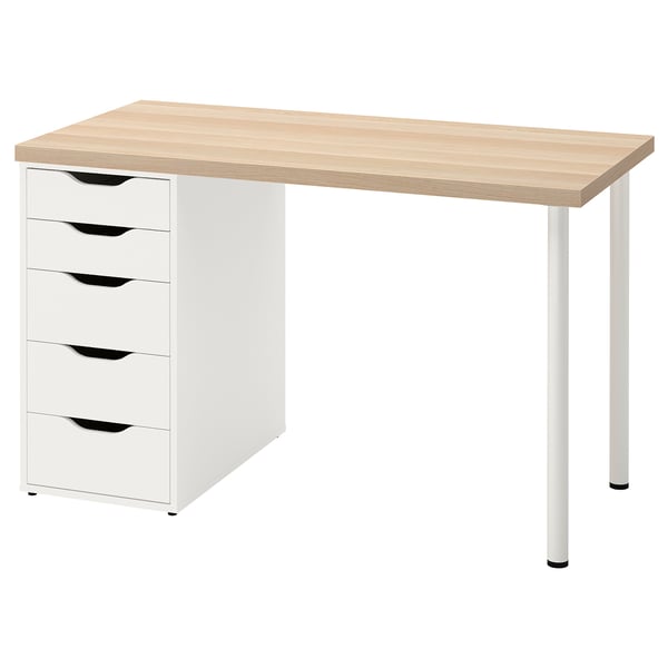 Een ikea LAGKAPTEN bureau met een licht houten blad en een wit opbergmeubel met vijf lades. Het bureau heeft een strak, minimalistisch design met metalen poten.