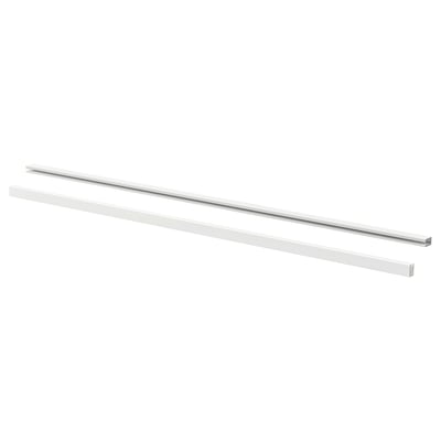 Twee lange, witte LARKOLLEN aluminium handgrepen met acrylcoating, naast elkaar gelegd.