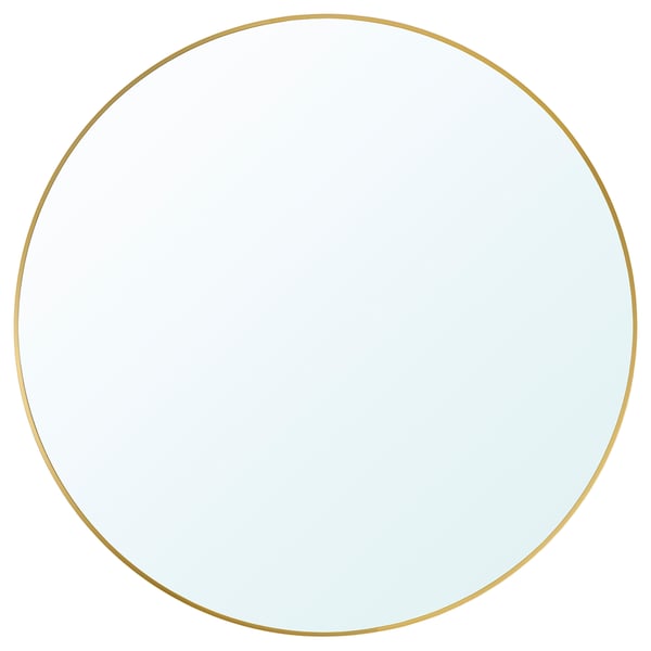Een ronde spiegel met gouden lijst en een strak en elegant design.