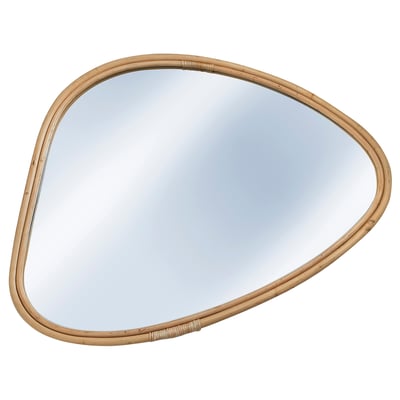 MARISTOVA spiegel: organisch rotan frame, lichtbruin, ovale vorm, japandi design.