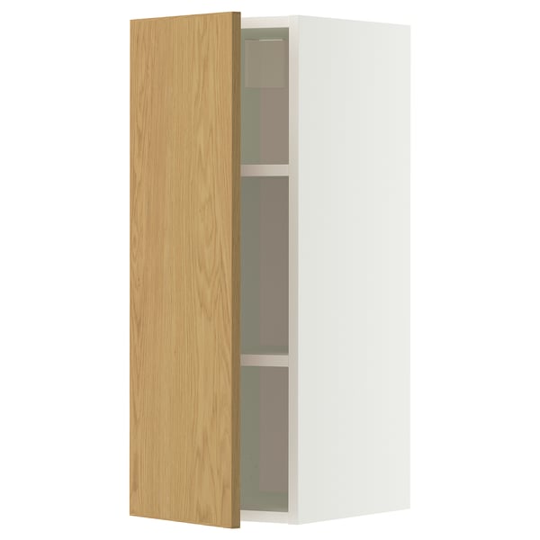 METOD wandkast, licht eiken, wit interieur, slanke rechthoekige vorm, minimalistisch design.