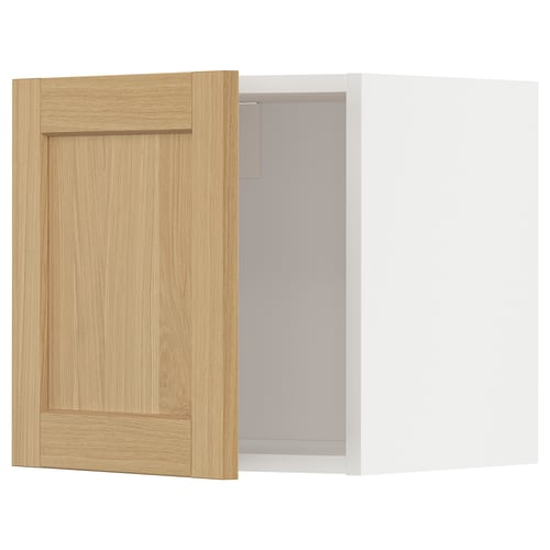 Ikea METOD witte wandkast met lichthouten deur, klassiek afgeschuind ontwerp.