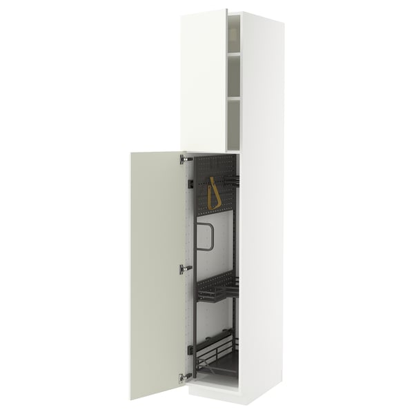 METOD witte kast met groene deur open, scharnierend, uittrekbare organizers, stalen onderdelen.