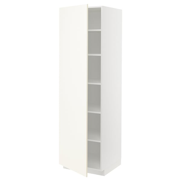 Witte ikea METOD keukenkast met open deur en planken.