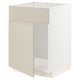 Een beige METOD keukenkast met een witte binnenkant. Het heeft een modern, strak design met een gladde afwerking.