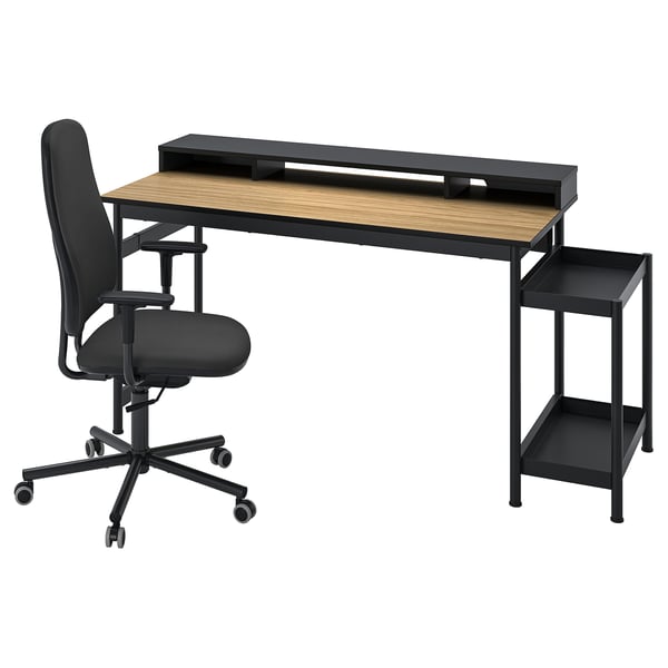 Zwarte kantoorset: bureau, zijplank, rolstoel. Modern, ergonomisch ontwerp, houten blad.
