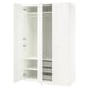 Een witte IKEA PAX-garderobe met planken en laden, met een strak, modern ontwerp.