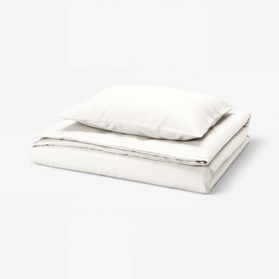 Witte PILTANDVINGE dekbedovertrek, gladde polyester-viscose mix met press-stud sluiting.