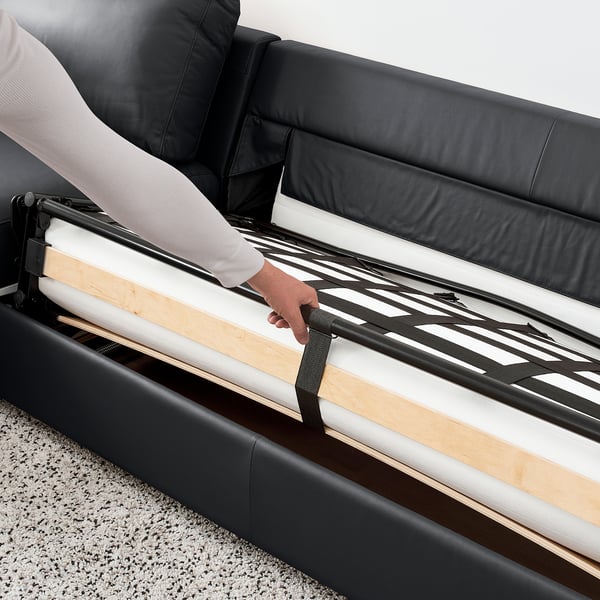 VIMLE slaapbankmatras uittrekken, met gemakkelijke ombouw naar bed.
