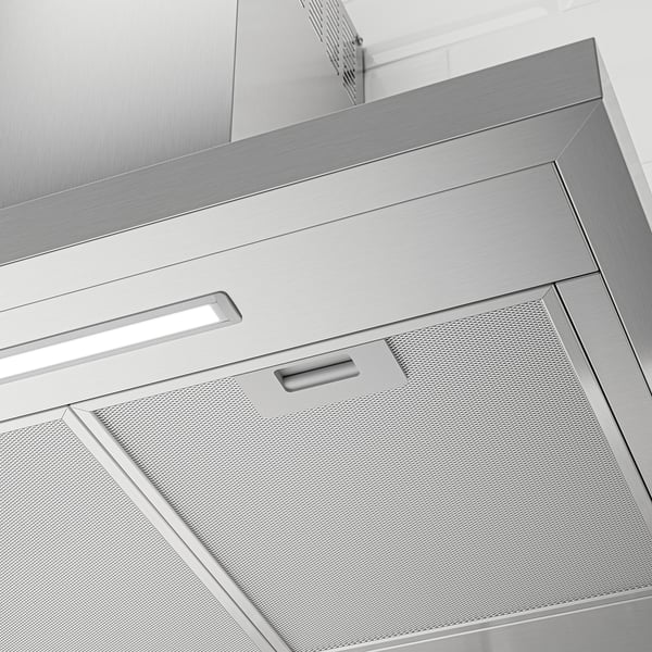 Stainless steel range hood with mesh philtre, control panel, led light.
