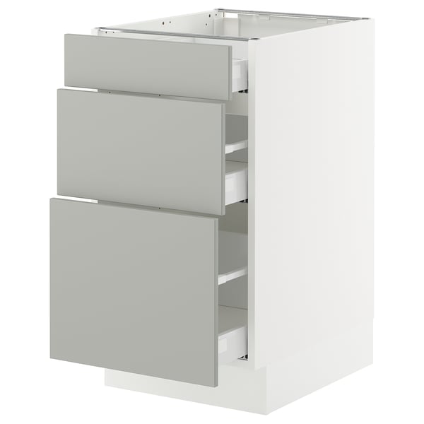 SEKTION kitchen cabinet in light grey with three drawers, sleek and modern design.