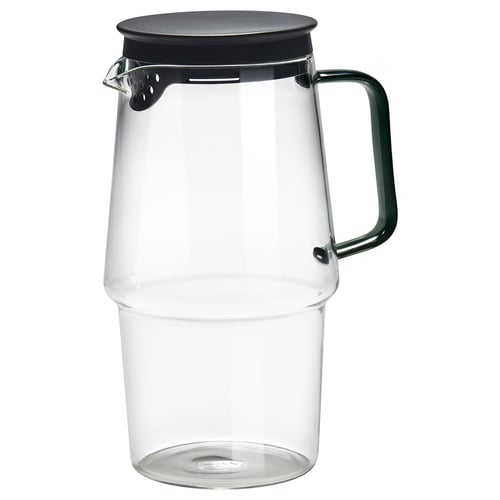 SKINNFISK glass jug, transparent with green handle, round shape, black lid with strainer.