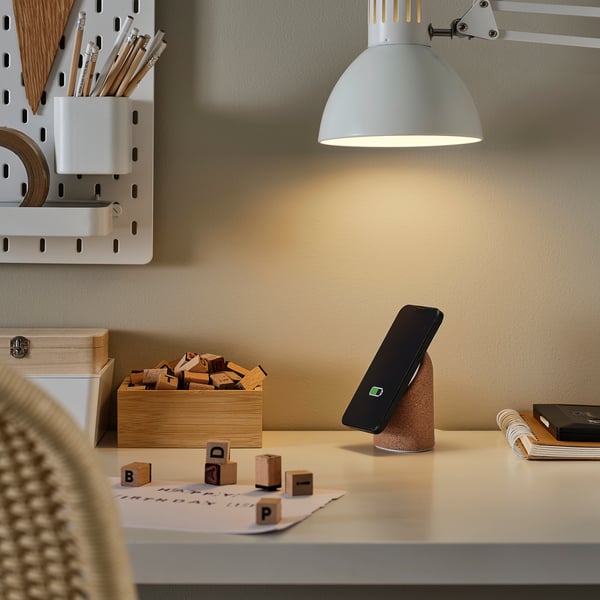 VÄSTMÄRKE Wireless charging stand