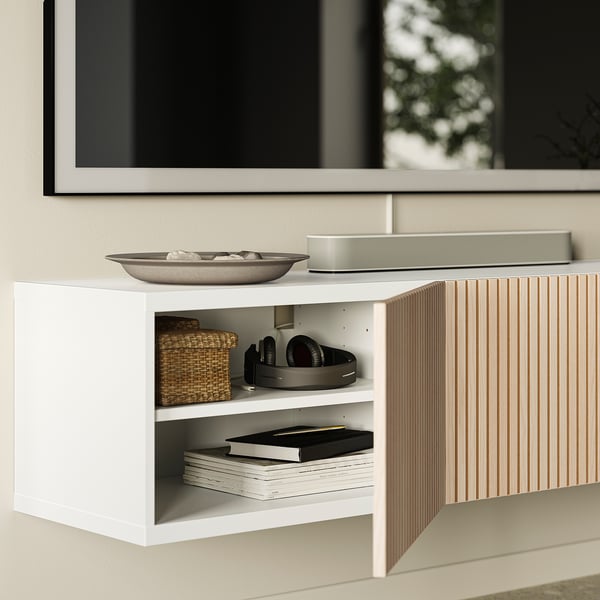 BESTÅ Meuble télé avec portes, blanc/Björköviken frêne plaqué, 70 7/8x16 1/2x15 "