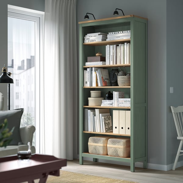 HEMNES Bibliothèque, gris-vert/teinté brun clair, 35 3/8x77 1/2 "