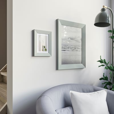PLOMMONTRÄD Cadre, gris-vert pâle, 5x7 "