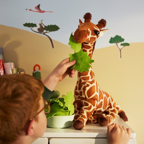 SANDLÖPARE Peluche, girafon/brun, 17 ¾ "