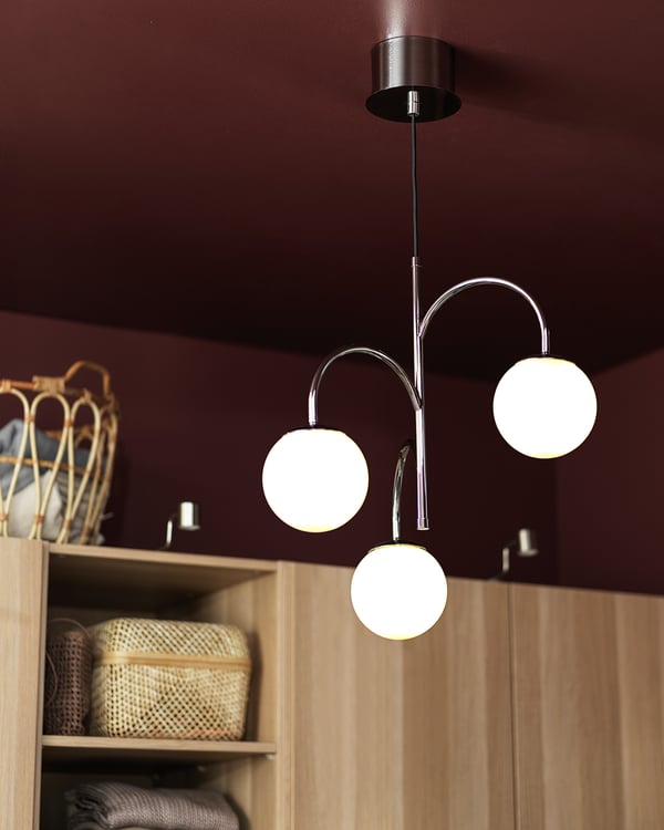 SIMRISHAMN Suspension 3 branches, chromé/opalin verre, 22 "