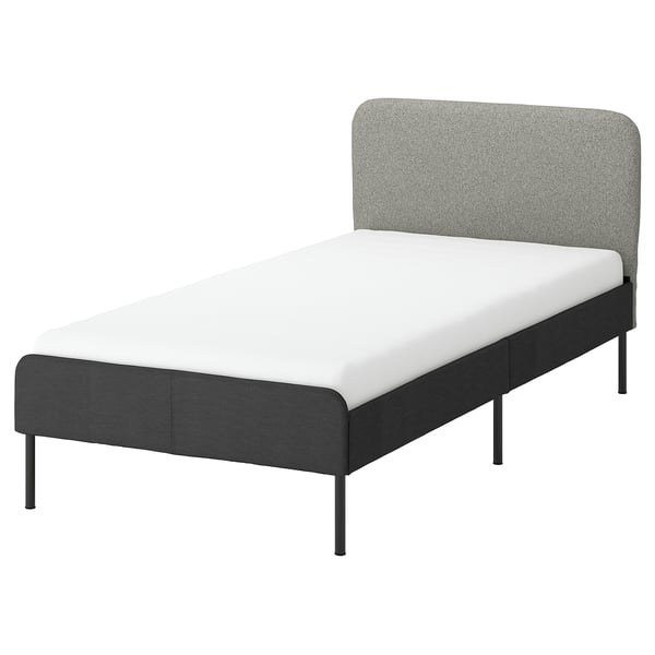 SLATTUM Structure de lit matelassée, Vissle gris foncé/housse de tête de lit incluse Öreryd gris/beige, 1 place