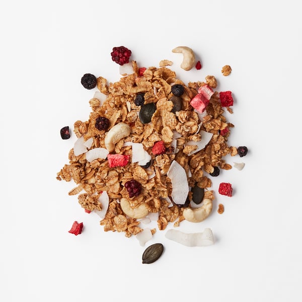 HJÄLTEROLL Müsli, mit Nüssen und getrockneten Beeren, 400 g