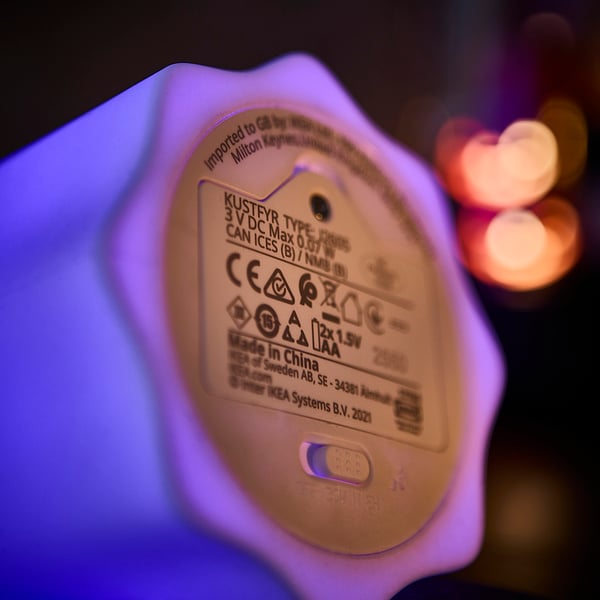 KUSTFYR Dekotischleuchte, LED, Geist/batteriebetrieben weiß