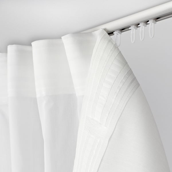 Hang shower curtain, closed, white hooks