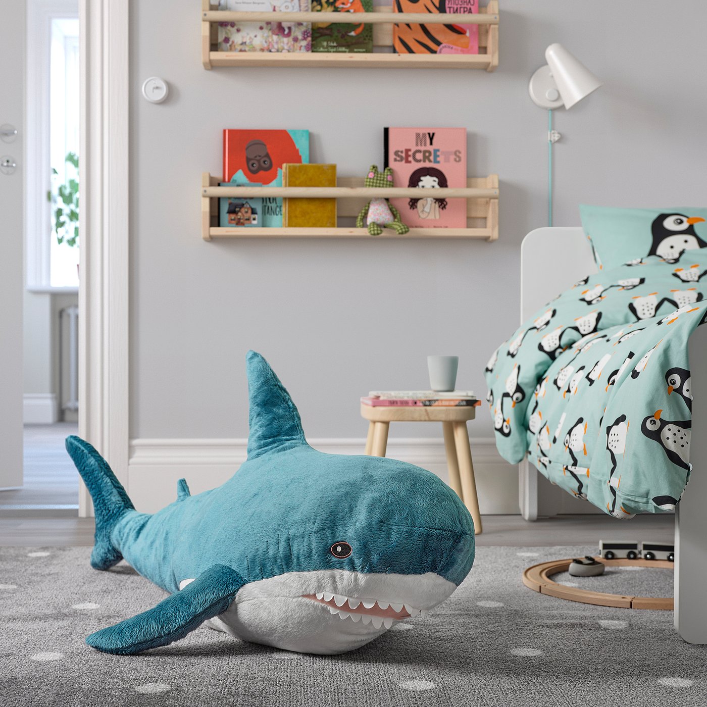 BLÅHAJ Peluche, requin, 100 cm