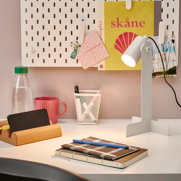FLOTTILJ Lampe de bureau, beige