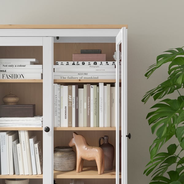 HEMNES Vitrine à trois tiroirs, teinté blanc/brun clair, 90x197 cm