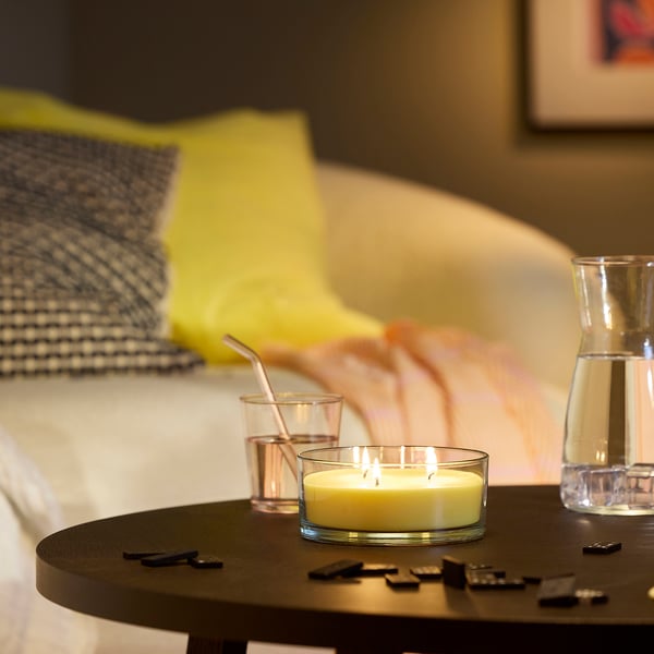 LOTSFÅGEL Bougie parf 3 mèches ds verre, fleur de citronnier jaune clair, 25 hr
