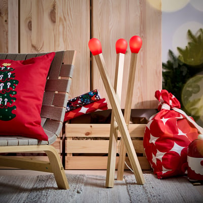 STRÅLA Lampadaire à LED, forme d'allumette bois