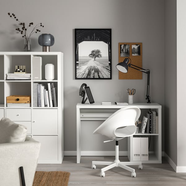KALLAX / LOBERGET Scrivania e sedia, bianco