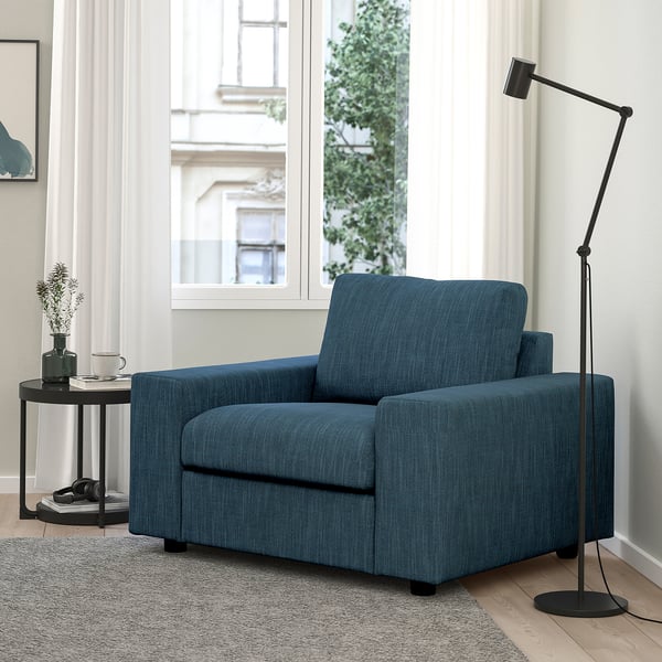 VIMLE Poltrona, con braccioli larghi/Hillared blu scuro