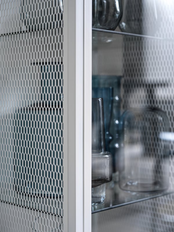 BAGGEBO Vitrina, metal/blanco, 34x30x116 cm
