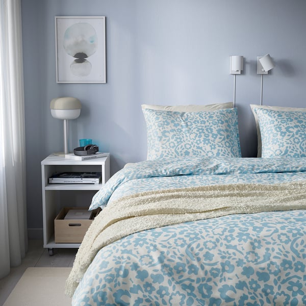CYMBALBLOMMA Funda plumón con 2 fundas almohada, blanco/azul, 240x220/50x60 cm