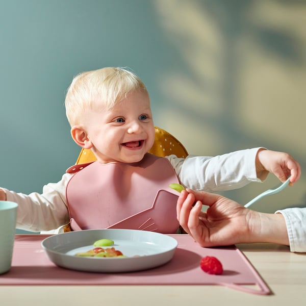 GULDVÄVARE Babero, Rosado claro