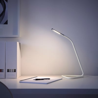 HÅRTE Lámpara de escritorio LED, blanco/plateado
