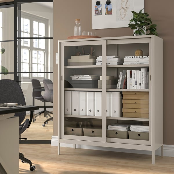 IDÅSEN Mueble con puertas de vidrio, beige, 120x140 cm