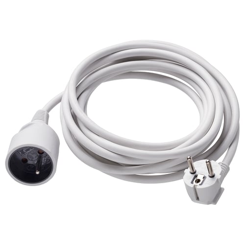 Bílý, stočený prodlužovací kabel KOPPLA s 3pinovou zástrčkou a zásuvkou, vyrobený z plastu PVC pro elektrické použití.