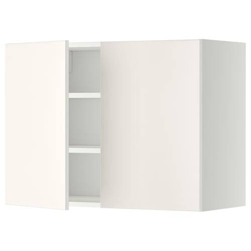Bílá nástěnná skříňka METOD, moderní design kuchyně, dvoje dveře, hladký povrch.