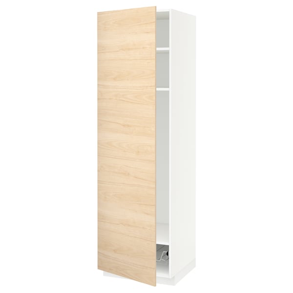 Dřevěná dveřní skříňka, světlý jasan, obdélníkový, minimalistický design.