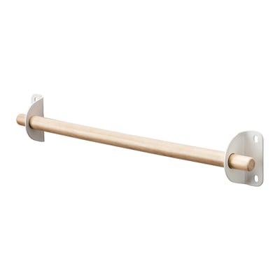 Věšák na ručníky NEREBY, přírodní dřevo, kovové konzoly, elegantní design.