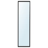 Vysoké zrcadlo NISSEDAL, moderní černý rám, visí svisle nebo vodorovně, bezpečné do koupelny.